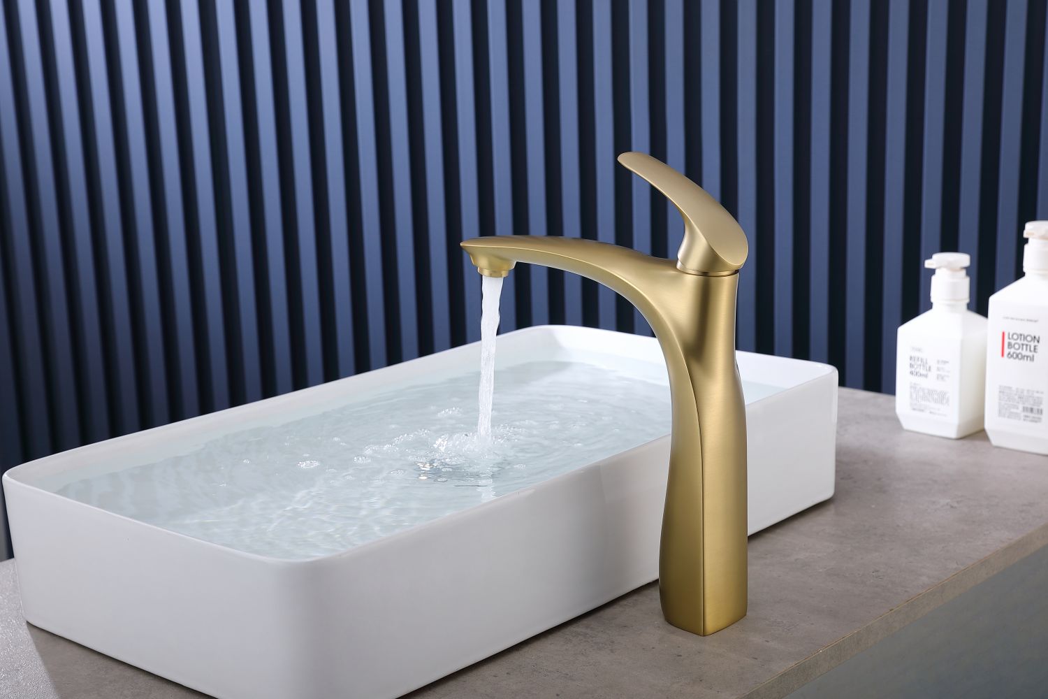 Splash-proof Bathtub Fittings