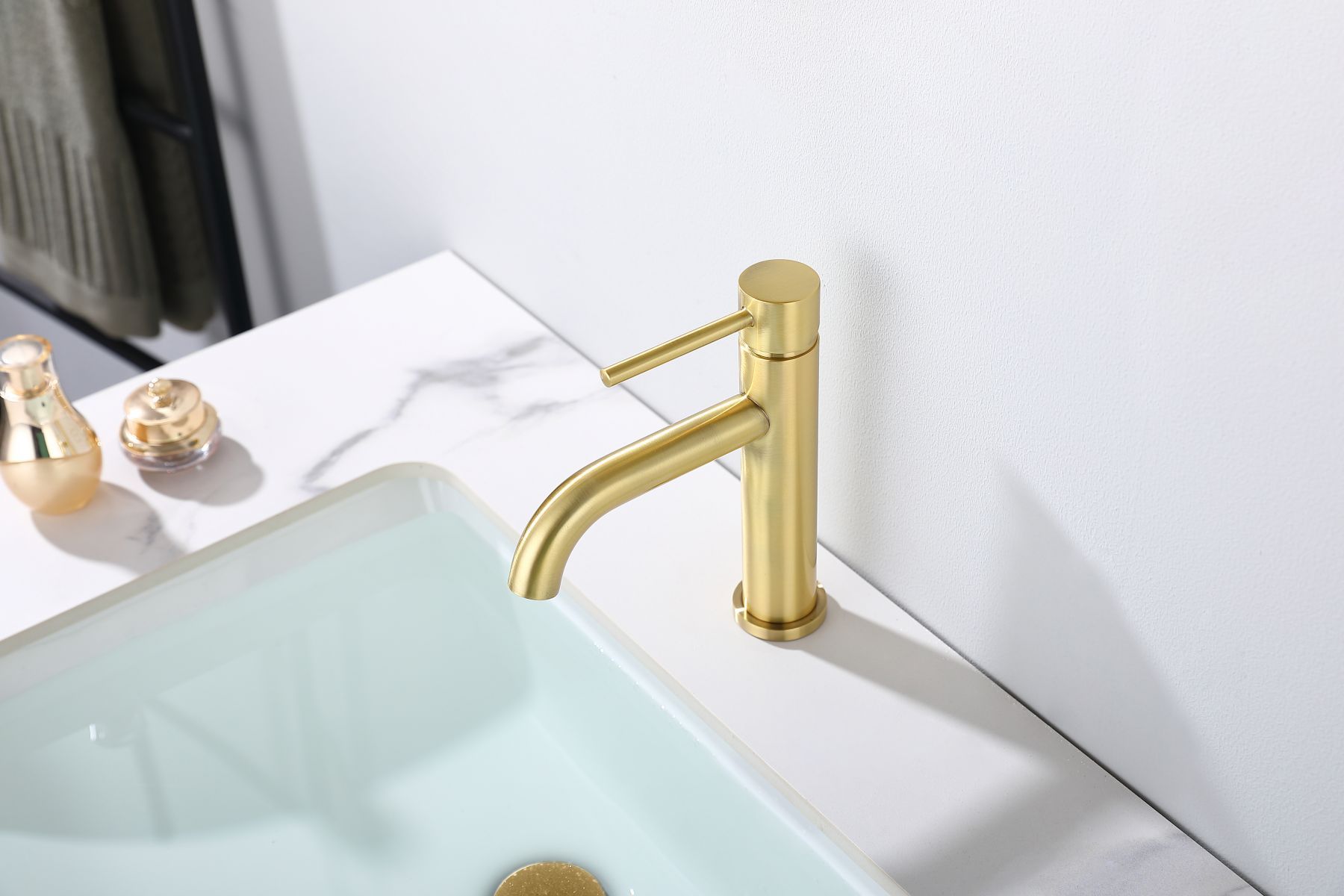 Solid Brass Gold Finish Bathroom Faucets